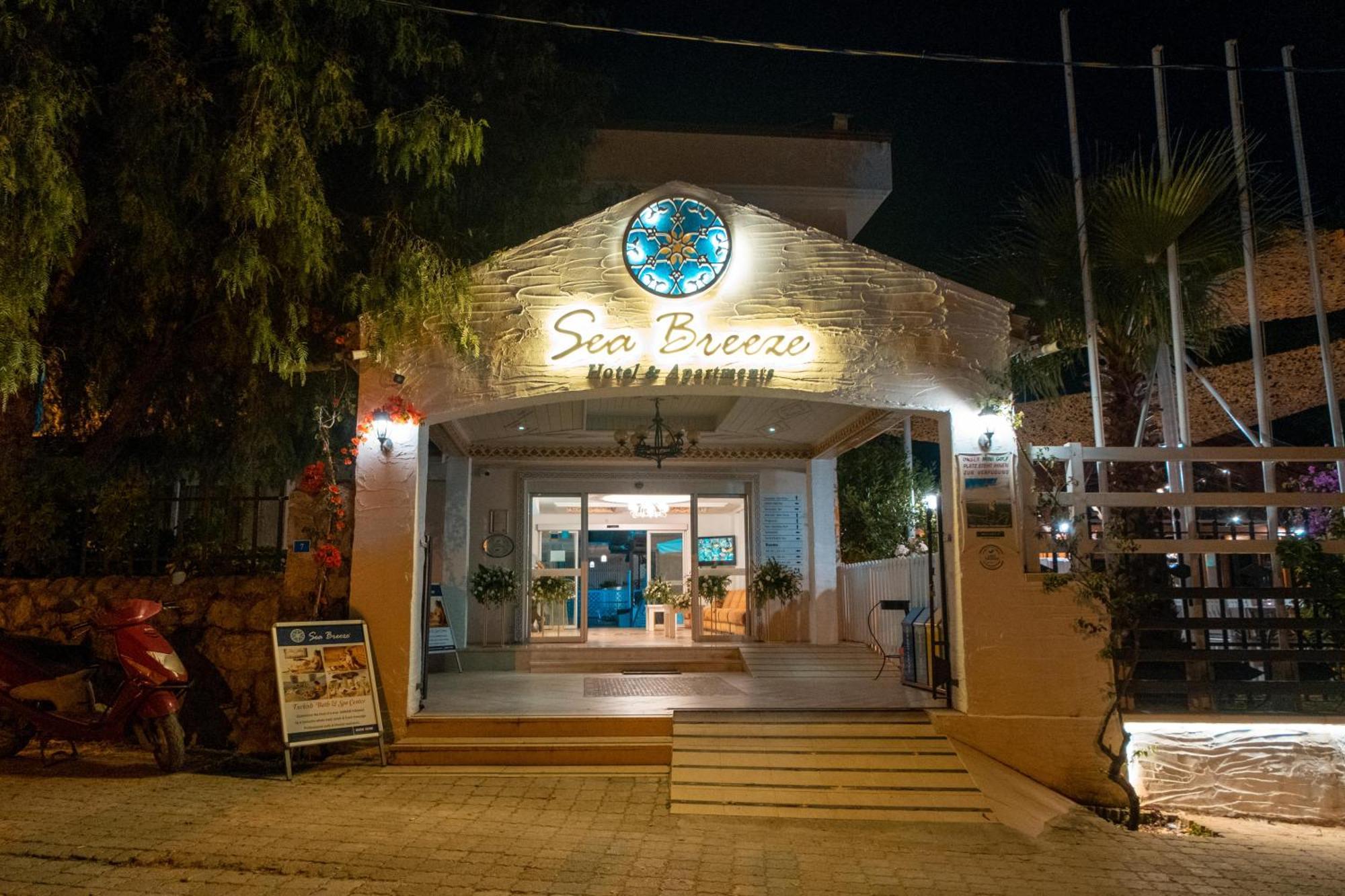 Sea Breeze Hotel And Apartments Öludeniz Exteriör bild