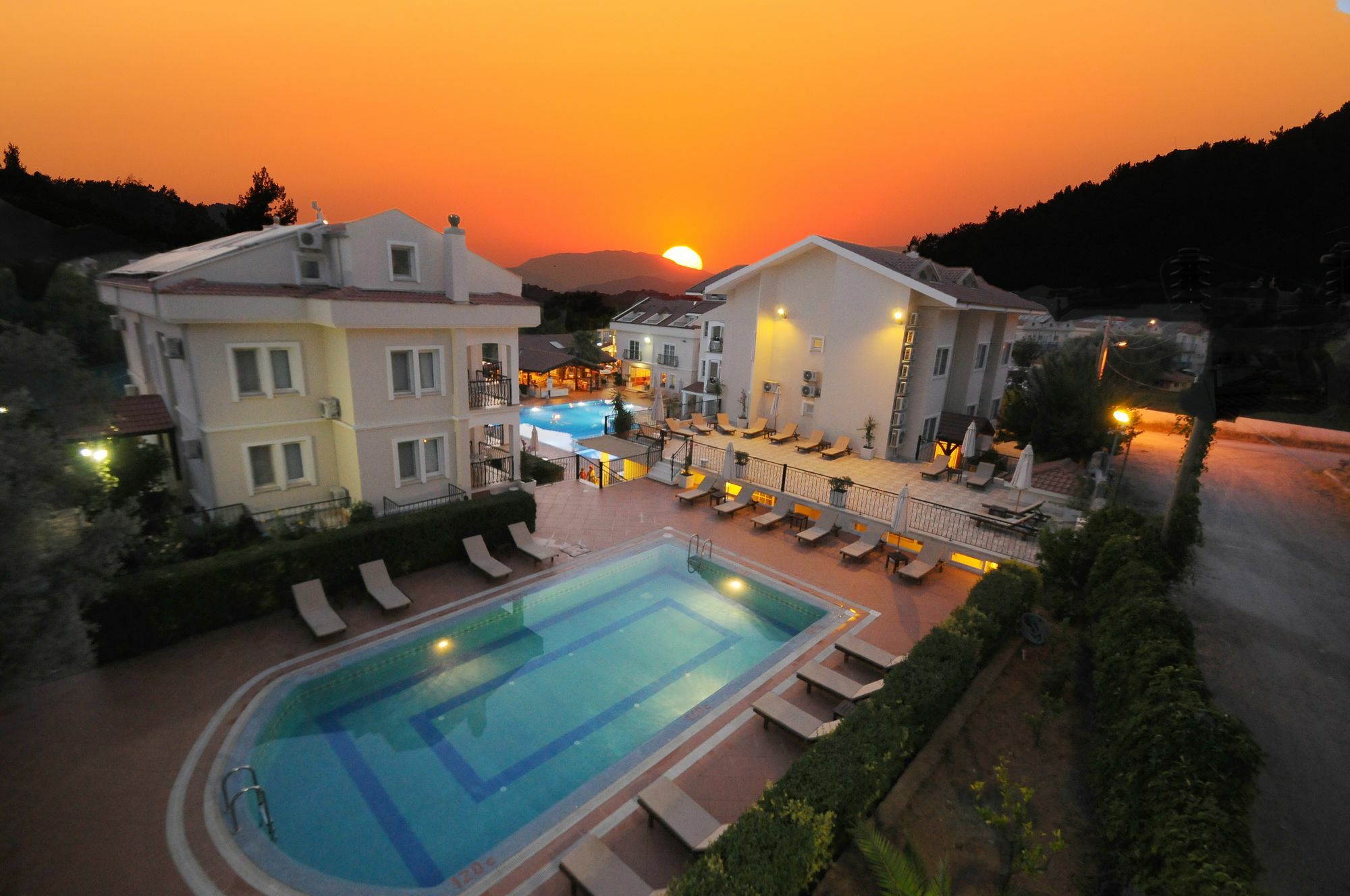 Sea Breeze Hotel And Apartments Öludeniz Exteriör bild